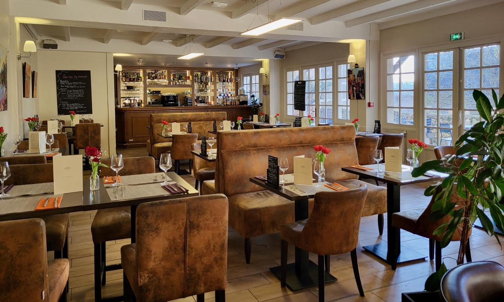 Best Western Blanche De Castille Dourdan Exterior photo