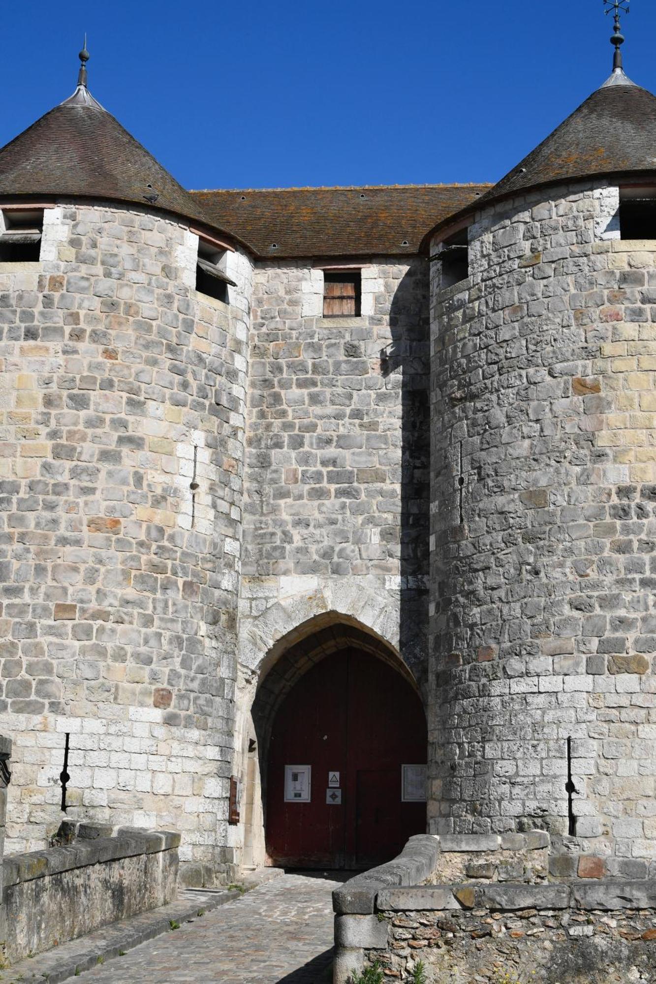 Best Western Blanche De Castille Dourdan Exterior photo
